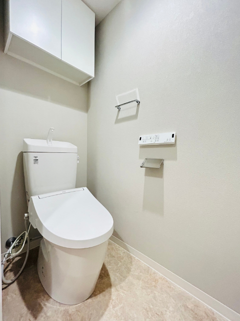 トイレ　他物件同タイプ※備品を除く