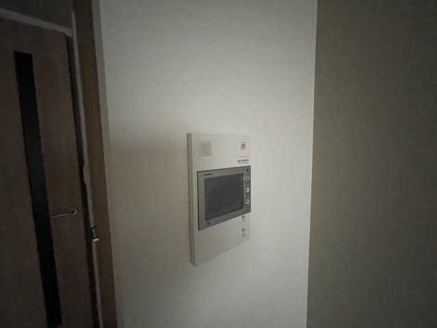 セキュリティ　同物件別部屋写真