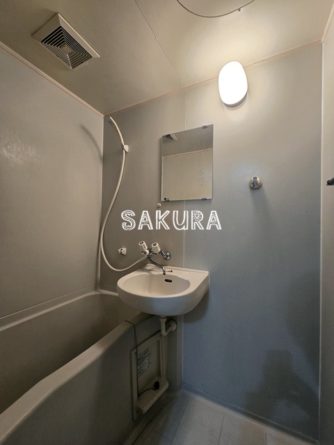 バス・シャワールーム　日々の疲れを癒すお風呂です♪