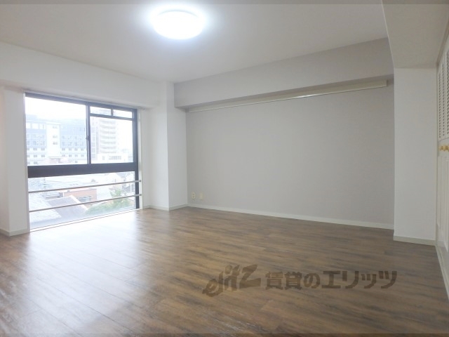 居室・リビング　洋室