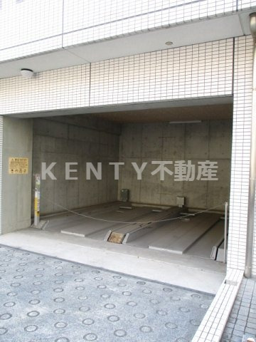 駐車場　駐車場完備です