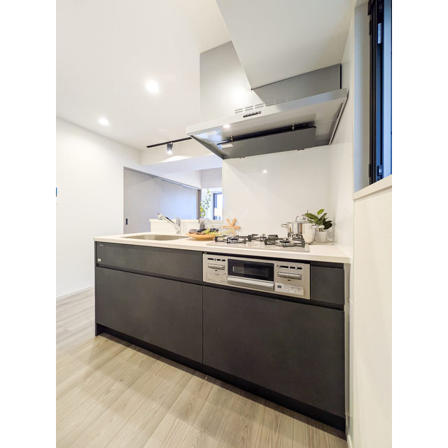 キッチン　【家具・家電の備え付けはありません】