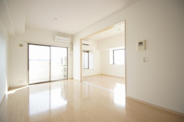 居室・リビング　物件の画像3