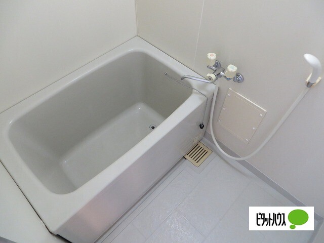 バス・シャワールーム　浴室