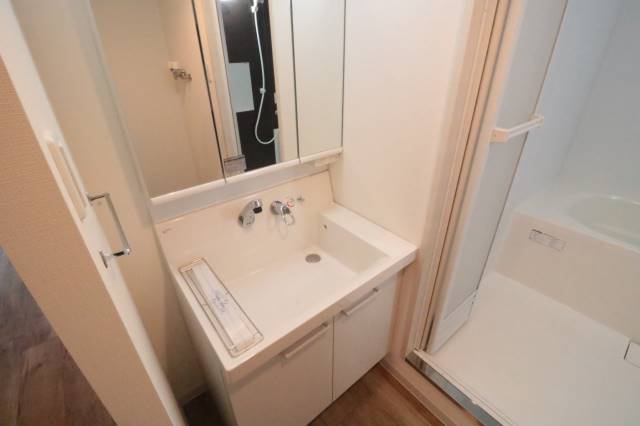 洗面設備　シャンドレで朝の準備バッチリ♪