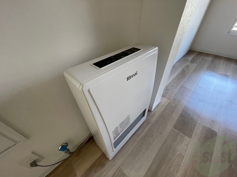 その他　暖房です。冬場の寒い日でも安心ですね～