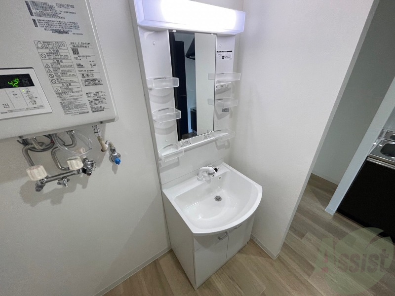 洗面設備　シャンプードレッサーで身支度もラクラクです！