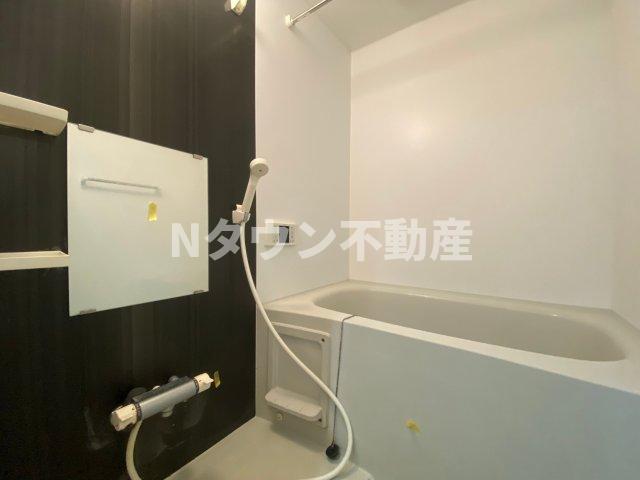 バス・シャワールーム　日々の疲れを癒すお風呂付です