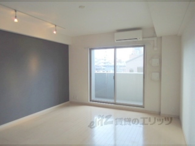 居室・リビング　居室