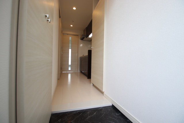 玄関　※別室の参考写真の為、現況優先です。