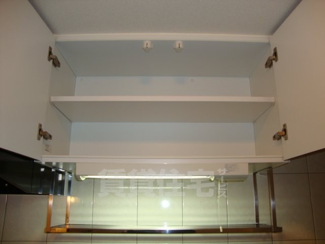 キッチン　キッチン上部