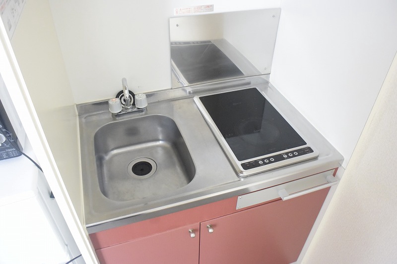 キッチン　ラジエントヒーターで安心！