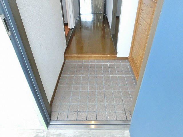 玄関　シューズBoxがある玄関。