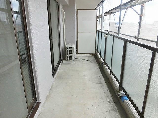 バルコニー　広くお使いいただける、ワイドバルコニー