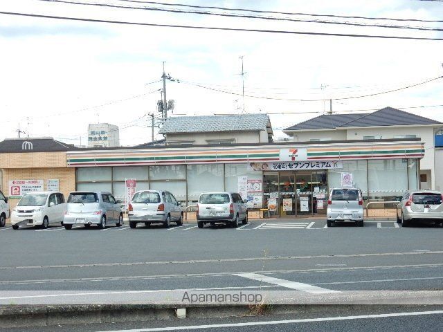 コンビニ　セブンイレブン下伊福西町店（コンビニ）まで524m