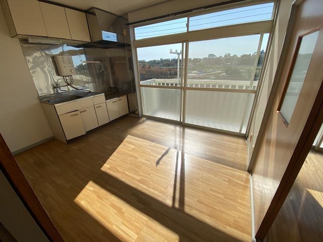 居室・リビング　2-1写真