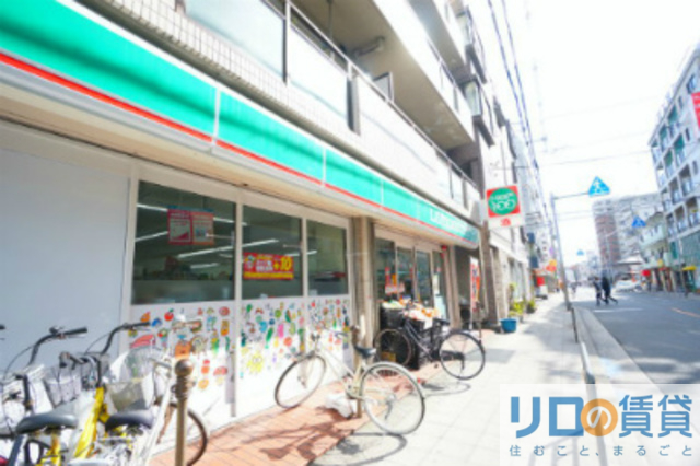 コンビニ　ローソンストア100東淀川小松店（コンビニ）まで477m