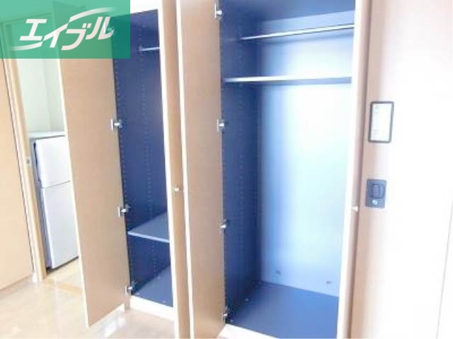 収納　クローゼット