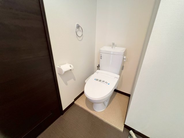 トイレ　別部屋参照