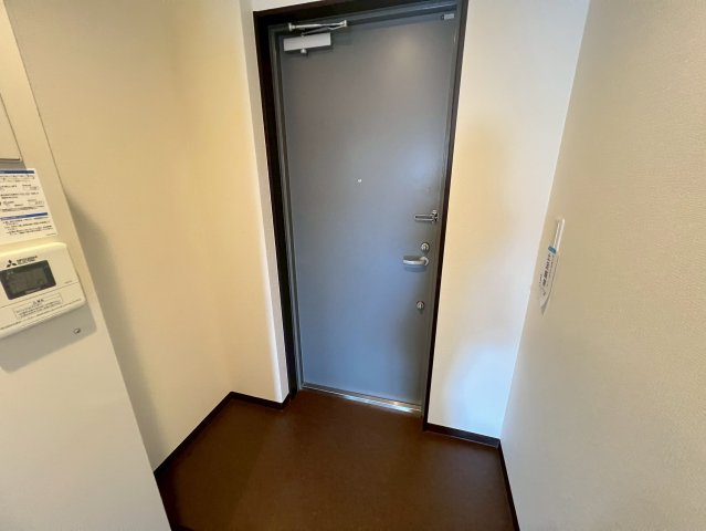 玄関　別部屋参照