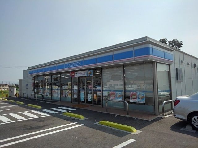コンビニ　ローソン丸亀柞原町店（コンビニ）まで200m