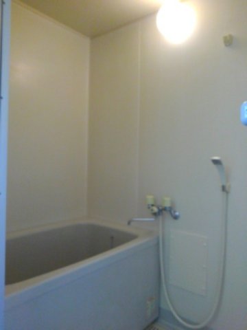 バス・シャワールーム　お風呂です