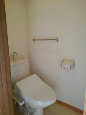 トイレ　シンプルで使いやすいトイレです