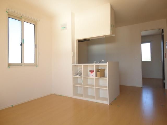 居室・リビング　★カウンターキッチン！★