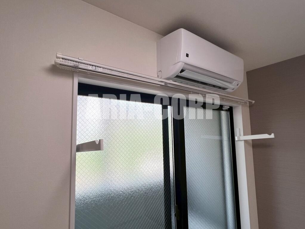 バルコニー　バルコニー、室内物干し機、浴室の3か所で洗濯干しが可能♪