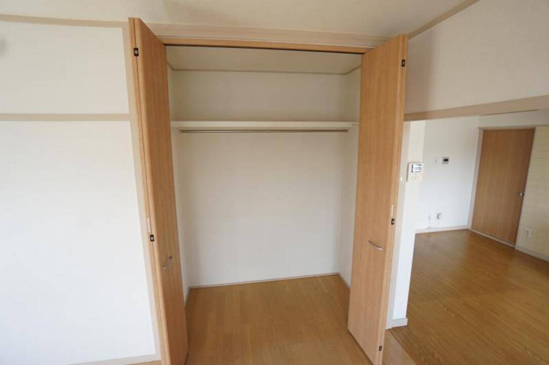 収納　クローゼット