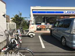 コンビニ　ローソン荒川町屋一丁目店（コンビニ）まで187m