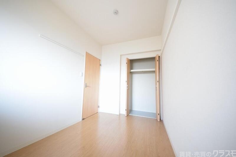 その他部屋・スペース　廊下からの日差しが明るいです