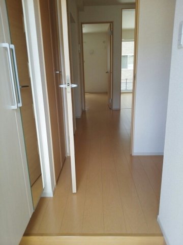 玄関　明るい玄関です