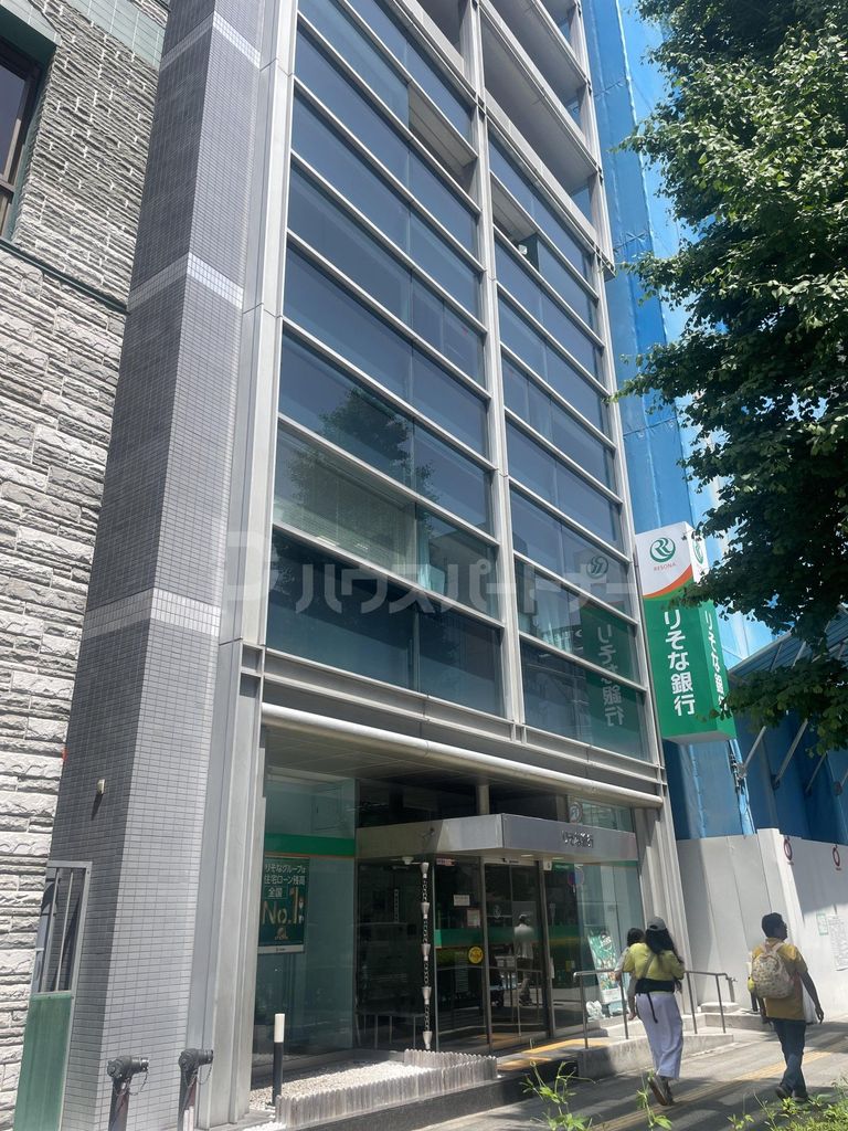 銀行　りそな銀行浅草支店（銀行）まで10m