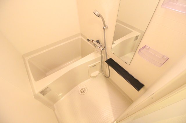 バス・シャワールーム　浴室