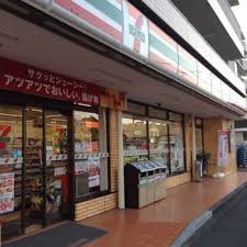 コンビニ　セブンイレブン 横浜釜利谷店（コンビニ）まで431m