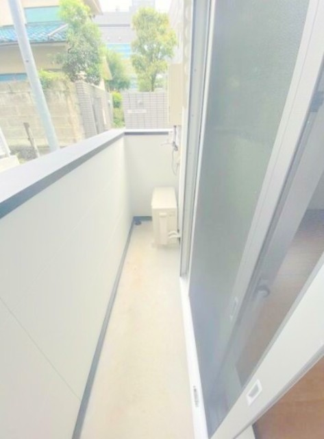 バルコニー　※別部屋の参考写真です。