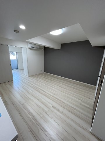 その他部屋・スペース　明るい色調の室内です