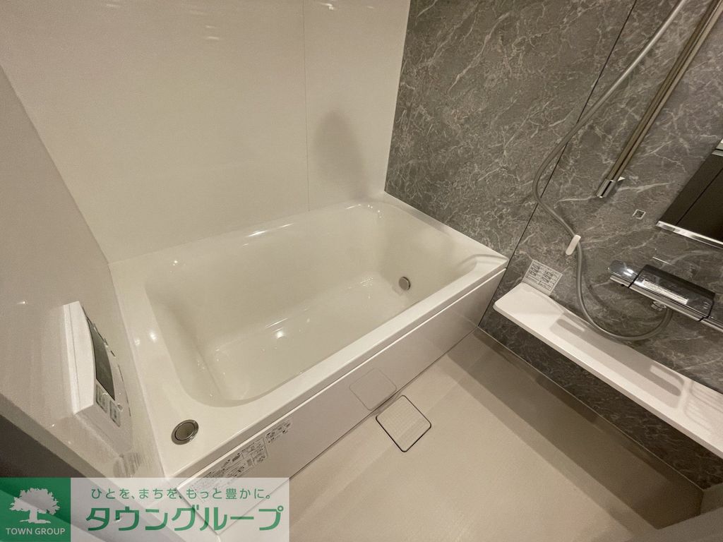 バス・シャワールーム　バス