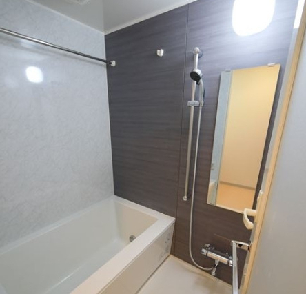 バス・シャワールーム　別部屋参考写真です