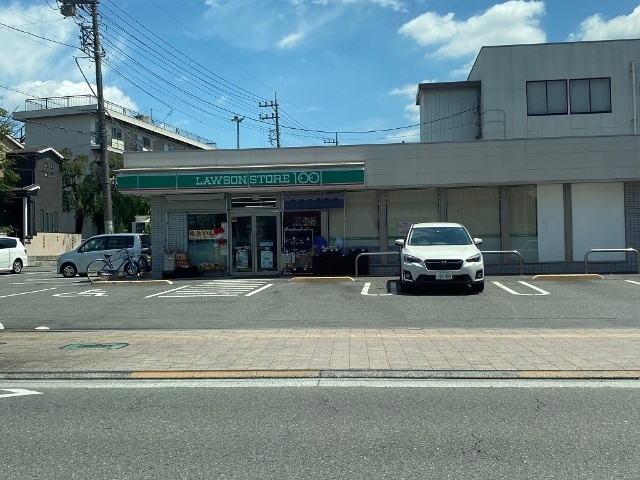 コンビニ　ローソンストア１００福生本町店（コンビニ）まで270m