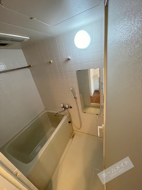 バス・シャワールーム　浴室換気乾燥機で急ぎのお洗濯もＯＫ♪