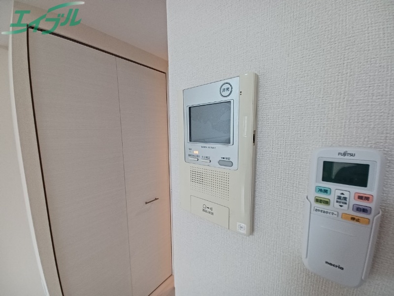 セキュリティ　同物件別部屋写真