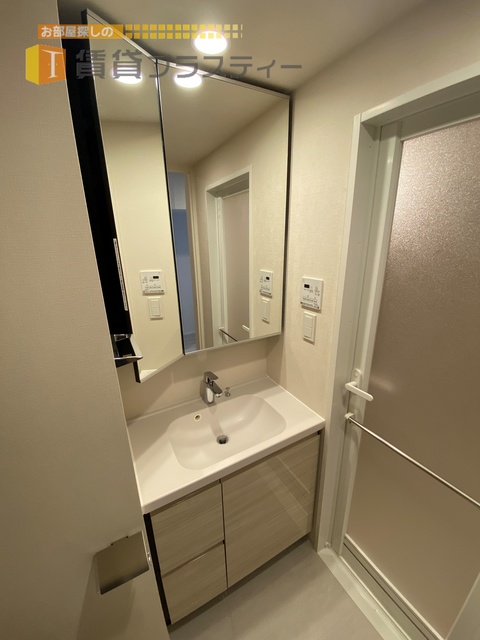 洗面設備　朝はここから