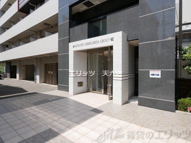 エントランス　エントランス