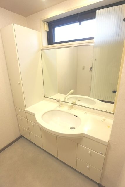 洗面設備　★広い独立洗面台★