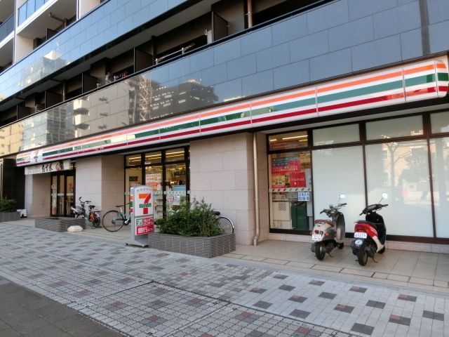 コンビニ　セブンイレブン千葉中央2丁目店（コンビニ）まで500m