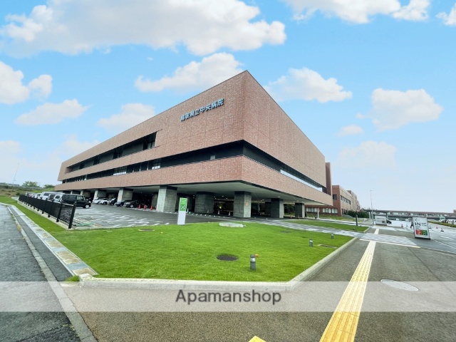 病院　県立中央病院（病院）まで1810m