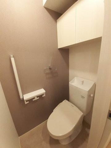 トイレ　コンパクトで使いやすいトイレです