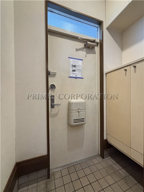 玄関　※参考写真※